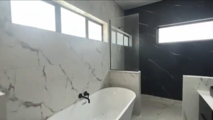 4 Bedroom Property for Sale in Sandown Western Cape